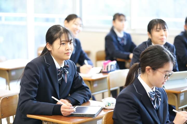 02
学ぶ習慣を身につけることは、 
なりたい自分に近づくこと