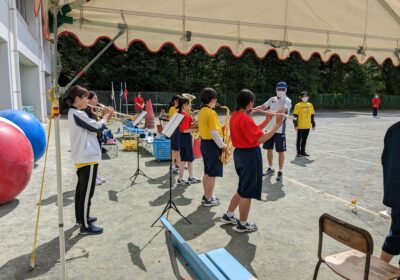 吹奏楽部が演奏で盛り上げてくれました！