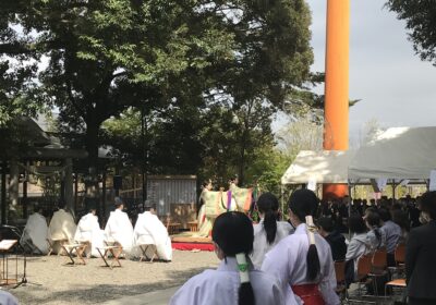 氷川神社にて