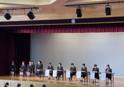 生徒会メンバーを中心に進めています